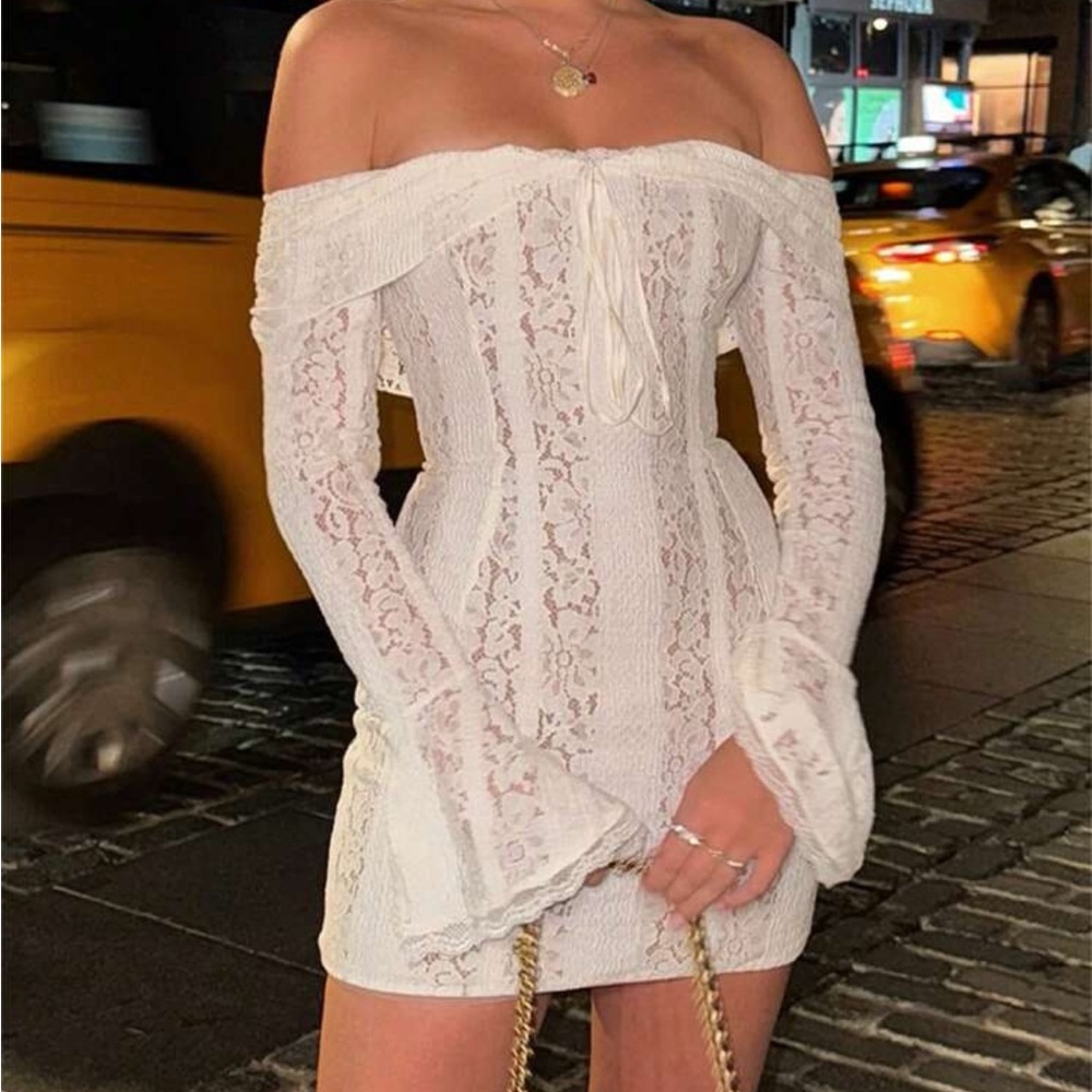 Elegant Off-Shoulder White Lace Dress